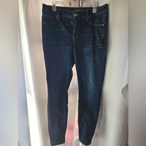 EUC Maurices Skinny Jeans Size 14w